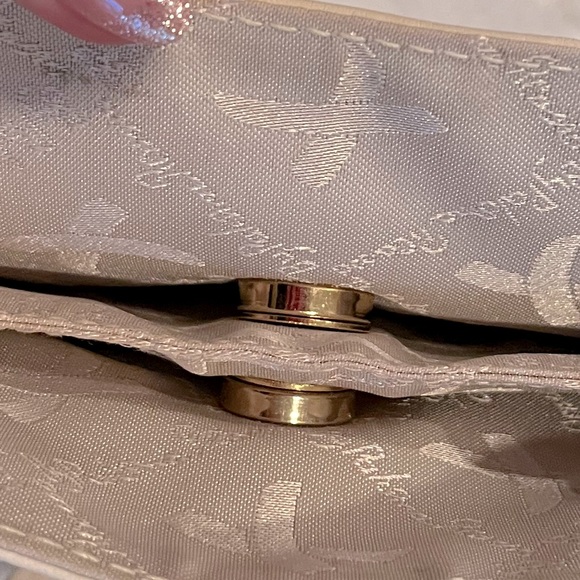 Paloma Picasso White Shoulder Bag - Picture 4 of 5